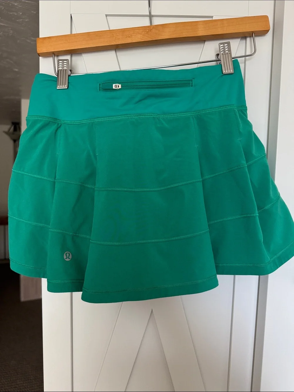 Lululemon Green Women's Athletic/Tennis Skort